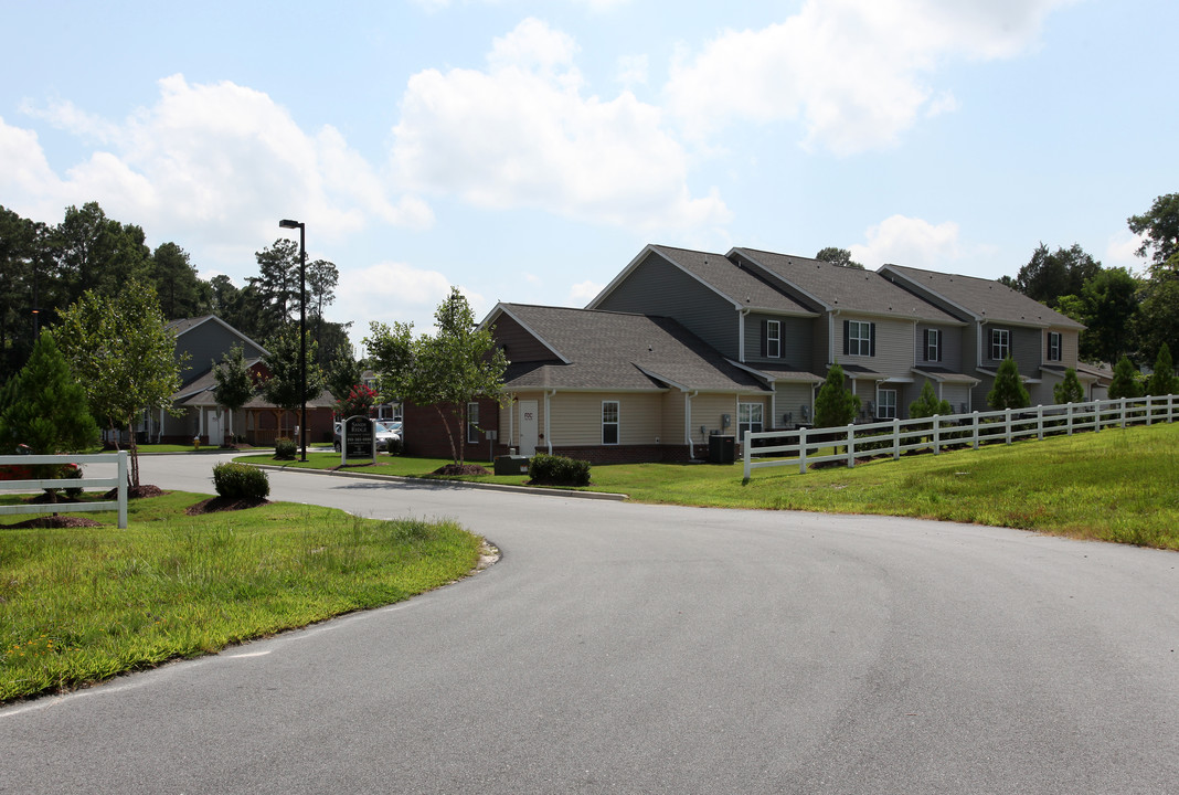 Sandy Ridge Apartments in Wendell, NC - Building Photo