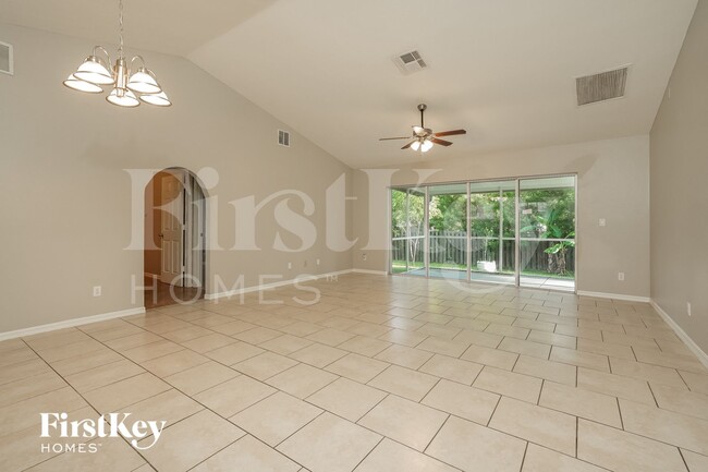 9193 Tangelo Blvd in Ft. Myers, FL - Building Photo - Building Photo