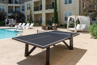 Piazza on West Pine in St. Louis, MO - Building Photo - Building Photo