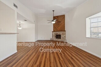 609 Oak Park Dr in Boerne, TX - Building Photo - Building Photo