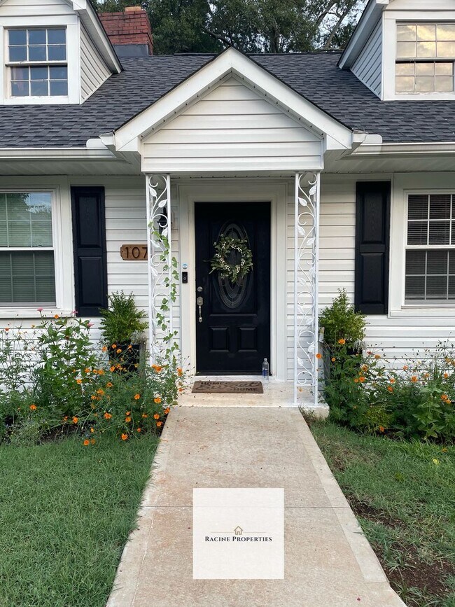 107 S Franklin Rd in Greenville, SC - Building Photo - Building Photo