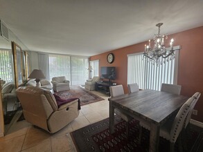 101 La Cerra Dr in Rancho Mirage, CA - Foto de edificio - Building Photo