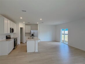 6429 Domizio Dr in Winter Haven, FL - Building Photo - Building Photo
