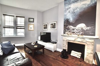 125 Beacon St in Boston, MA - Building Photo - Building Photo