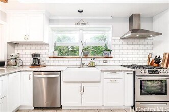 66-219-219 Kamehameha Hwy in Haleiwa, HI - Building Photo - Building Photo