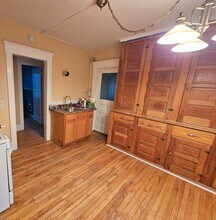 107 Melrose Ave, Unit 2 in Syracuse, NY - Building Photo - Building Photo