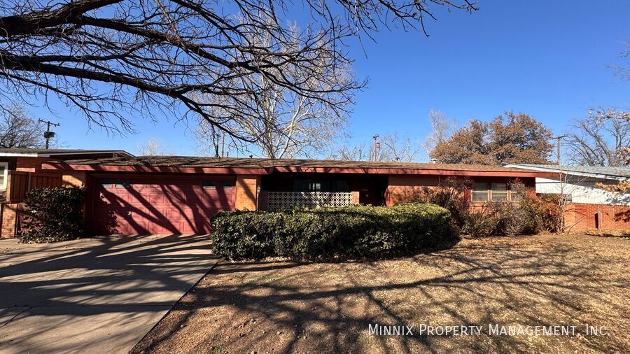 3208 38th St in Lubbock, TX - Building Photo