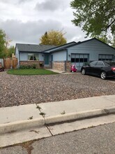 677 Vera Ct in Loveland, CO - Foto de edificio - Building Photo