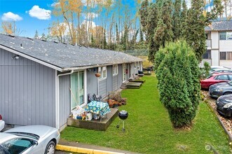 1521 E 38th St, Unit 2 in Tacoma, WA - Building Photo - Building Photo