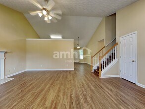 1305 Carlysle Park Dr in Lawrenceville, GA - Building Photo - Building Photo