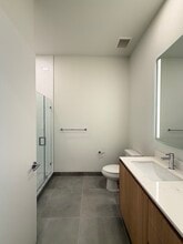 73 NW 30th St, Unit S2 in Miami, FL - Building Photo - Building Photo