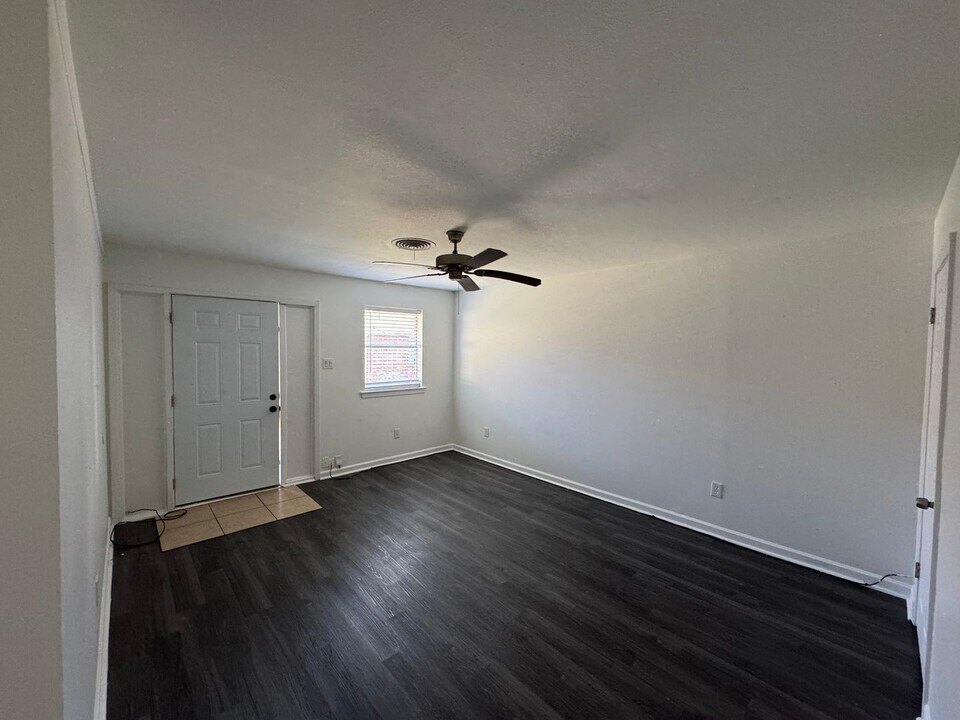 6493 Marcie St in Metairie, LA - Building Photo