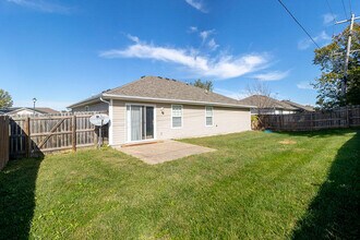 1602 Typhoon Dr in Columbia, MO - Building Photo - Building Photo
