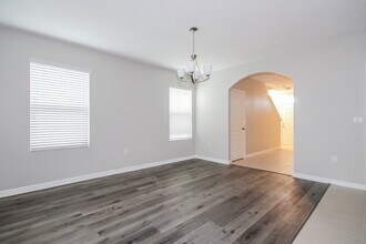 12102 Fawn Brindle St in Riverview, FL - Foto de edificio - Building Photo