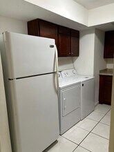 2148 NW 57th Ave, Unit 14E in Lauderhill, FL - Building Photo - Building Photo