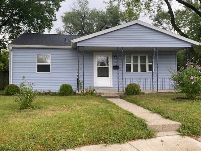 property at 2832 Dorothy Layne