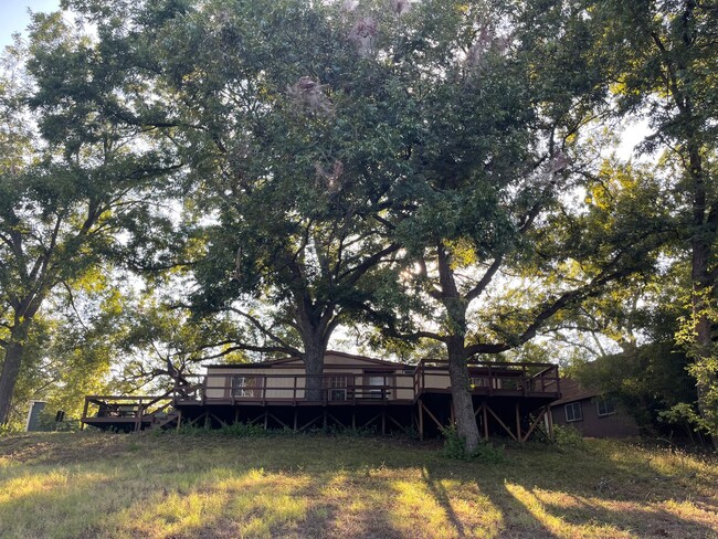 property at 653 Scarbourough