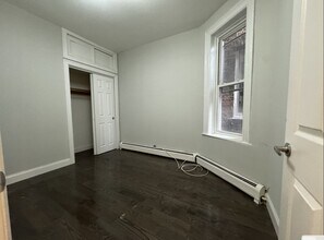 224 Van Horne St, Unit 6 in Jersey City, NJ - Building Photo - Building Photo