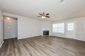 1704 Spicewood Trail in Fort Worth, TX - Building Photo - Building Photo