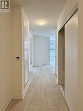 1 Quarrington Lane in North York, ON - Building Photo - Building Photo