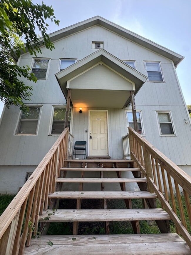 property at 1937 S 12th St