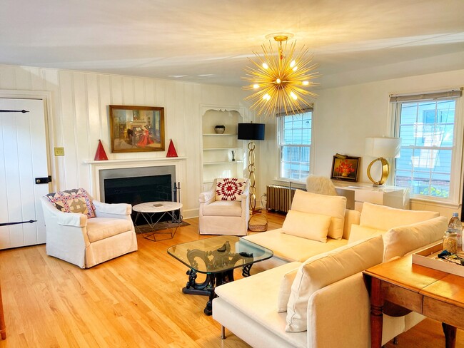 761 Cherry St in Winnetka, IL - Building Photo - Building Photo
