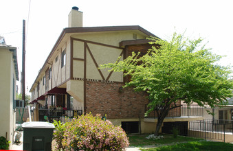 1170 Allen Ave in Glendale, CA - Foto de edificio - Building Photo