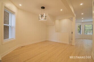 3720 N Racine Ave in Chicago, IL - Building Photo - Building Photo