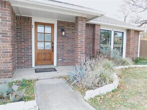 1 Pogue Cir in The Colony, TX - Building Photo - Building Photo