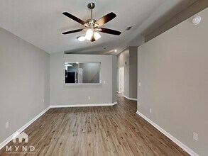 2451 Townsquare Dr in Jacksonville, FL - Building Photo - Building Photo