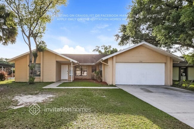 property at 1726 Lk Crst Ave