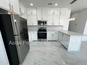 2011 Selena St in Mission, TX - Building Photo - Building Photo