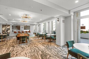 701 S Wells St, Unit 803 in Chicago, IL - Building Photo