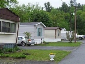 1823 County Route 21 in Valatie, NY - Building Photo