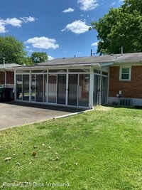 2029 Lynn Lea Rd photo'