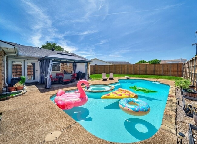 1121 Bass Dr in Plano, TX - Building Photo - Building Photo