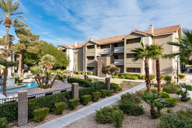 Flamingo Palms Villas