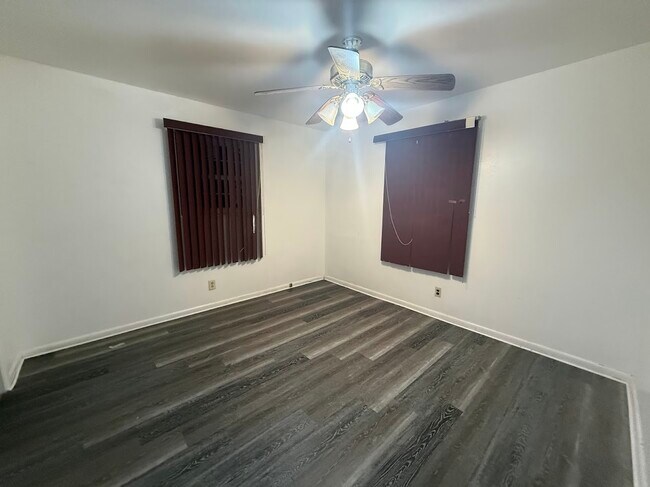 1139 Abraham St in Tallahassee, FL - Building Photo - Building Photo