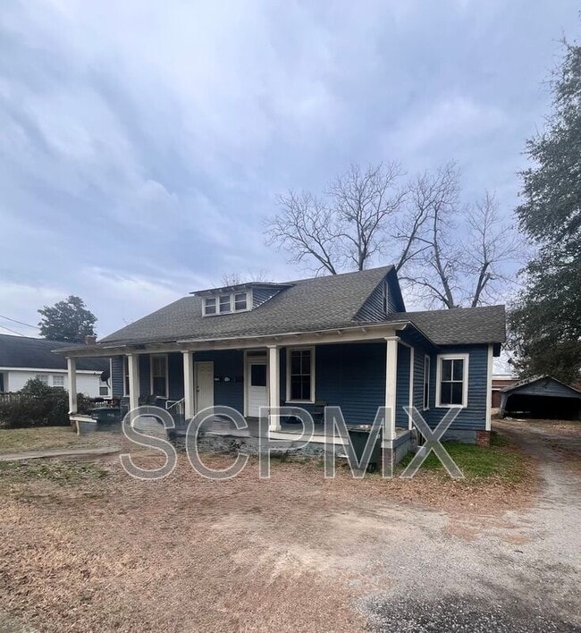 property at 1529 Henley St