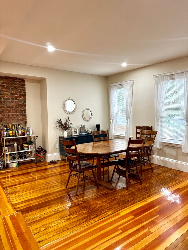 20 Taft St, Unit 1 in Boston, MA - Building Photo - Building Photo