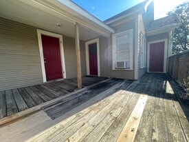 604 E Broadway St in Stephenville, TX - Building Photo