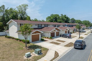American Way Townhomes in Macclenny, FL - Building Photo
