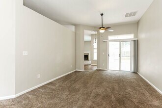 407 Sparrow Branch Cir in Jacksonville, FL - Building Photo - Building Photo