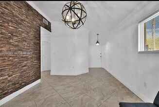 985 NE 33rd Terrace in Homestead, FL - Building Photo - Building Photo