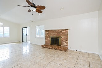 6531 La Jolla St in Orlando, FL - Building Photo - Building Photo