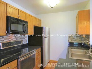 4990 Meredith Way-Unit -#211 in Boulder, CO - Building Photo - Building Photo