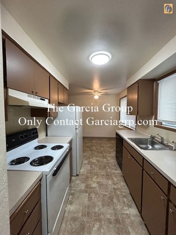 property at 581 Holmes Ln