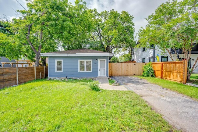 property at 1305 Bob Harrison St
