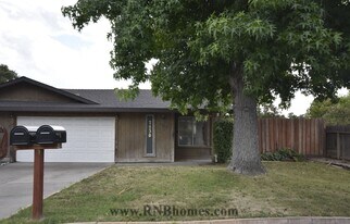 7230 Castilian Ct in Citrus Heights, CA - Building Photo