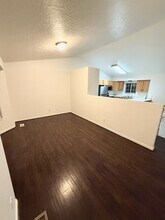 460 E 950 N-Unit -460 E 950 N (Upstairs Unit 3 Bed 1 Bath) in Springville, UT - Building Photo - Building Photo